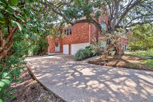 5511 Courtyard Dr, Austin, TX, 78731-3373 | Card Image