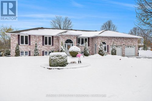 8 Davis Lane, Rideau Lakes, ON, K7A4S5 | Card Image