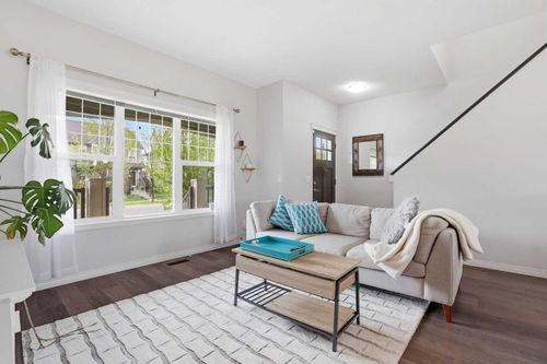 632 Mahogany Blvd Se, Calgary, AB, T3M1X9 | Card Image