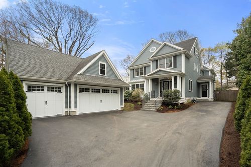 214 Upland Road, Newton, MA, 02460 | Card Image
