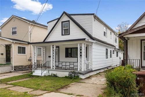 8 Wagner Ave, Cheektowaga, NY, 14206-1275 | Card Image