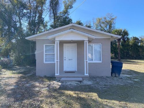 1605 Flower Ave, Panama City, FL, 32405-3127 | Card Image