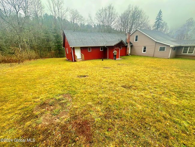 169 Route 17, Home with 6 bedrooms, 4 bathrooms and 10 parking in Jewett NY | Image 6