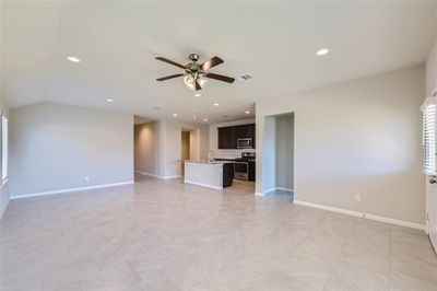 7526 Brookdale Bluff Lane, House other with 3 bedrooms, 2 bathrooms and null parking in Richmond TX | Image 3