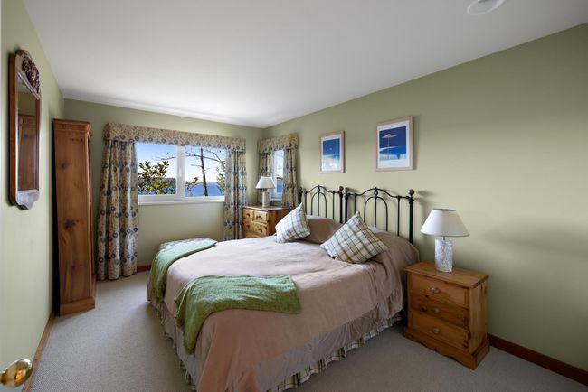 9987 Welcome Wynd, House other with 3 bedrooms, 2 bathrooms and 4 parking in Halfmoon Bay BC | Image 28