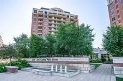 310 - 2391 Central Park Dr, Condo with 1 bedrooms, 1 bathrooms and 2 parking in Oakville ON | Image 1