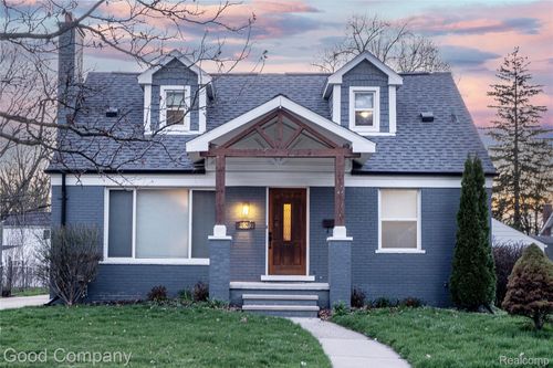 2925 Benjamin Ave, Royal Oak, MI, 48073-3043 | Card Image