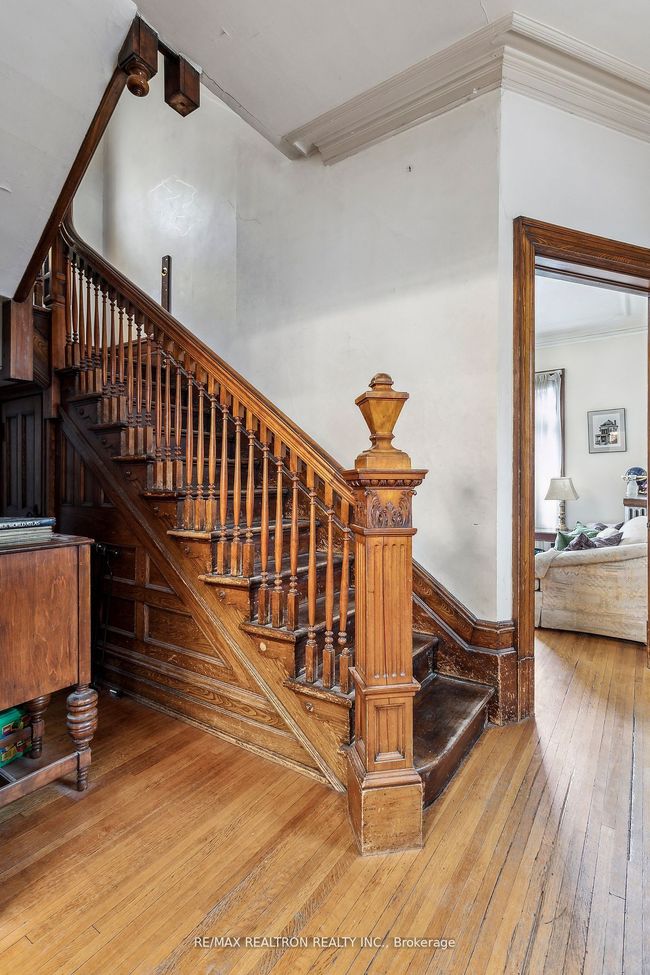 177 Dowling Ave, House other with 8 bedrooms, 3 bathrooms and 2 parking in Toronto ON | Image 7