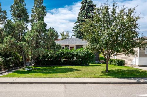 4639 70 St Nw, Calgary, AB, T3B2K7 | Card Image