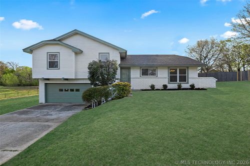 8421 Gary Dr, Tulsa, OK, 74131-3816 | Card Image