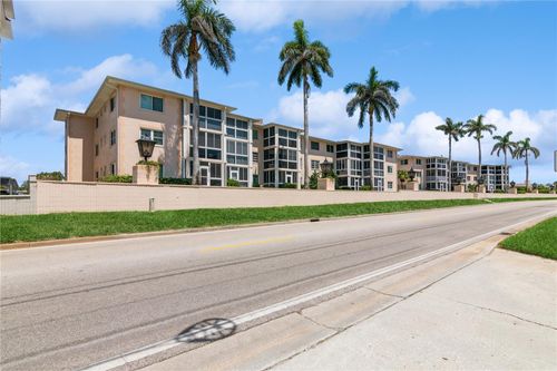 apt-c19-200 The Esplanade N, VENICE, FL, 34285-1513 | Card Image
