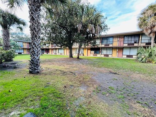 2089-7900 S Orange Blossom Trl, ORLANDO, FL, 32809-6910 | Card Image