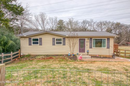 4818 Wheeler Rd, Louisville, TN, 37777-5415 | Card Image