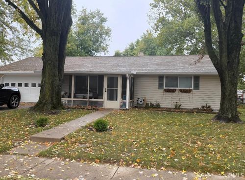 2421 Pinehurst Ln, Kokomo, IN, 46902-3145 | Card Image