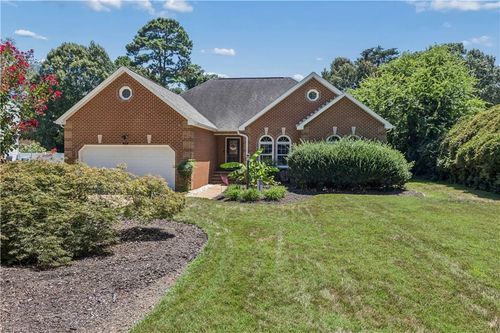 7534 Tyndall Drive, Gloucester Point, VA, 23062 | Card Image
