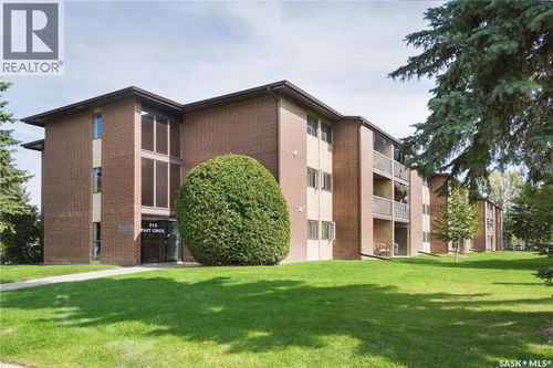 303-315 Tait Cres, Saskatoon, SK, S7H5L6 | Card Image