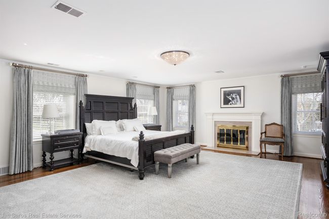 15701 Windmill Pointe Dr, House other with 6 bedrooms, 7 bathrooms and null parking in Grosse Pointe Park MI | Image 20