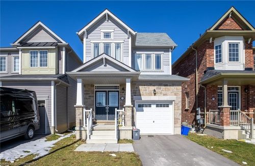 8713 Sourgum Avenue, Niagara Falls, ON, L8P2J5 | Card Image