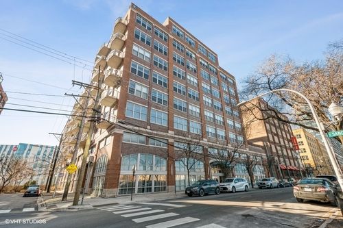 811-933 W Van Buren St, Chicago, IL, 60607-3597 | Card Image