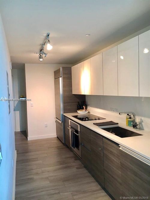 apt-1005-1100 S Miami Ave, Miami, FL, 33130-4162 | Card Image