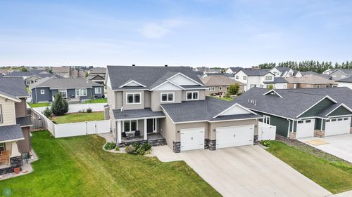 4835 39th St S, Fargo, ND, 58104-7551 | Card Image