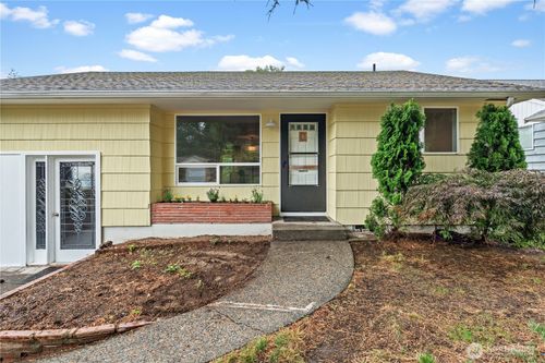 1640 S Stevens St, Tacoma, WA, 98405-1128 | Card Image