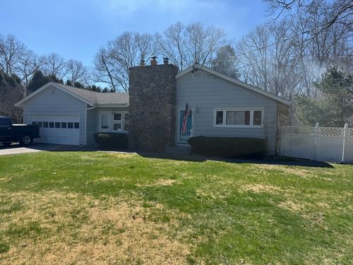 71 Crandall Rd, Tiverton, RI, 02878-2609 | Card Image