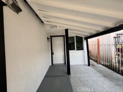 10719 Mona Blvd, LOS ANGELES, CA, 90059-1426 | Card Image