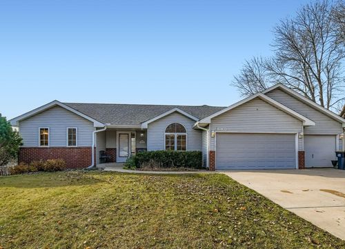 19199 Encore Ct, Farmington, MN, 55024-8081 | Card Image