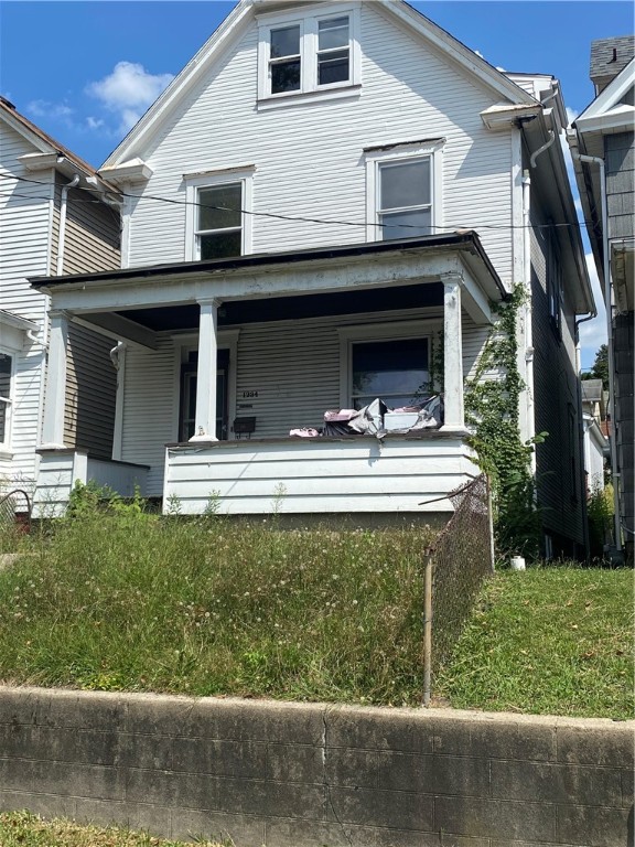 Taylor Ave, New Kensington, PA 15068