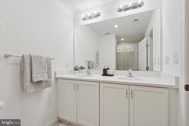 16223 River View Dr, Condo with 2 bedrooms, 2 bathrooms and null parking in BRISTOL PA | Image 10