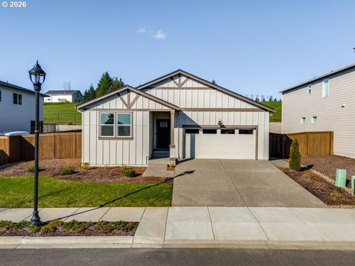1127 W 15th St, La Center, WA, 98629-3198 | Card Image