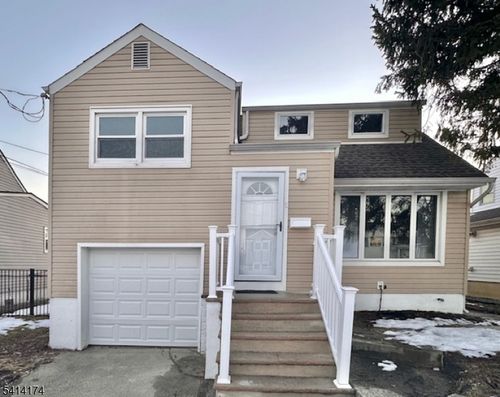 5 Gardner Pl, Parlin, NJ, 08859-1605 | Card Image