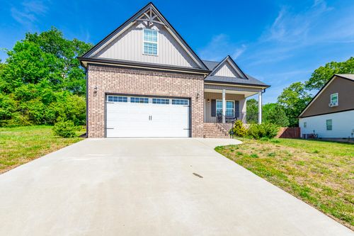 200 Eastview Cove Dr Se, Cleveland, TN, 37323-6902 | Card Image