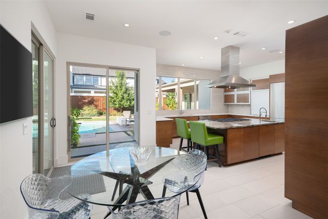 5601 Dittmar Pl, House other with 4 bedrooms, 4 bathrooms and null parking in Dallas TX | Image 17