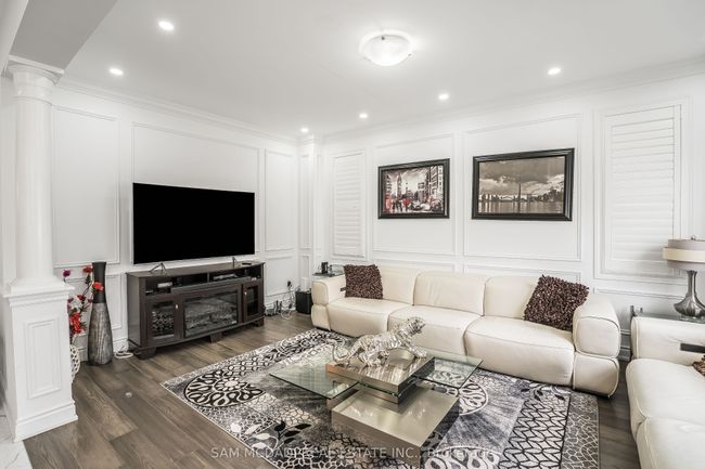 28 Clockwork Dr, House other with 7 bedrooms, 7 bathrooms and 2 parking in Brampton ON | Image 11