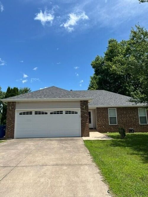 2004 Candace St, Ozark, MO, 65721-7391 | Card Image