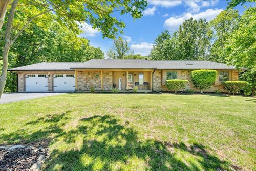 106 Knoll Ct, Vinton, VA, 24179 | Card Image