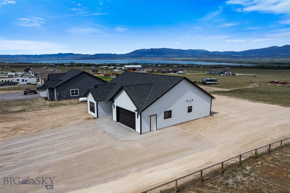 Residential in Townsend 5