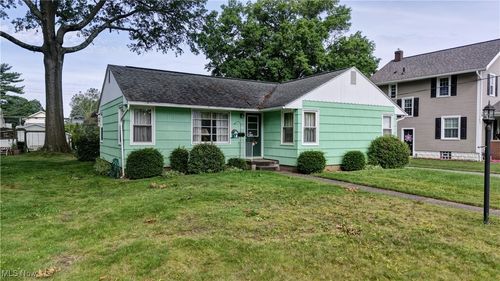 1016 Dover Avenue, Dover, OH, 44622 | Card Image