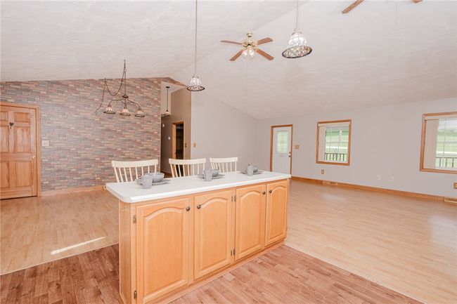 260 Ben Franklin Rd N, House other with 3 bedrooms, 3 bathrooms and 2 parking in Indiana PA | Image 13
