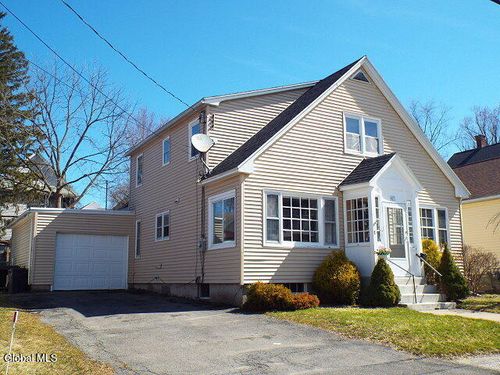 47 Mcclellan Ave, Amsterdam, NY, 12010-2429 | Card Image