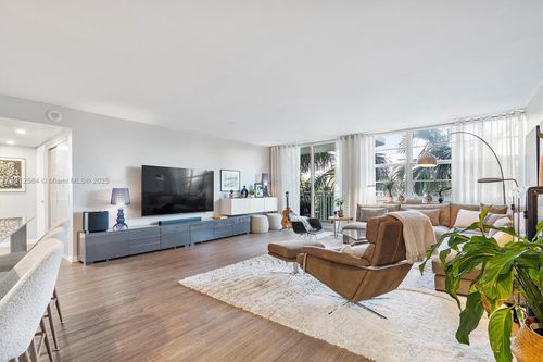 b311-2150 Sans Souci Blvd, North Miami, FL, 33181-3045 | Card Image