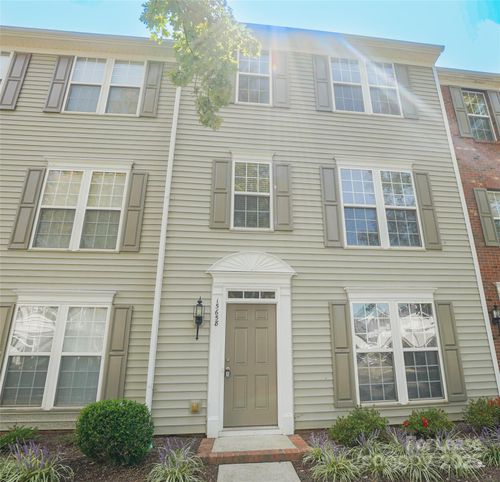 15658 King Louis Ct, Charlotte, NC, 28277-3187 | Card Image