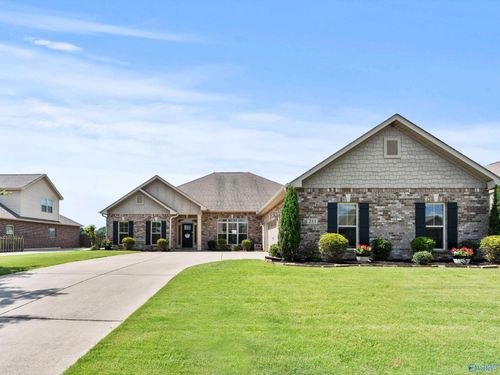 211 Hilltop Ridge Dr, Madison, AL, 35756-2709 | Card Image