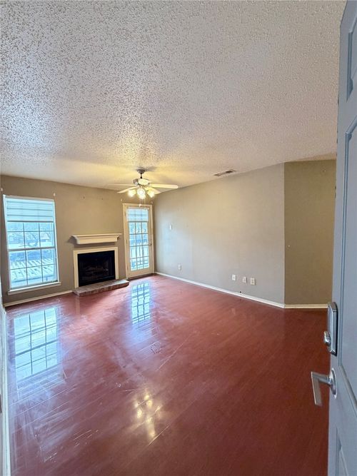 622-18333 Roehampton Dr, Dallas, TX, 75252-5175 | Card Image