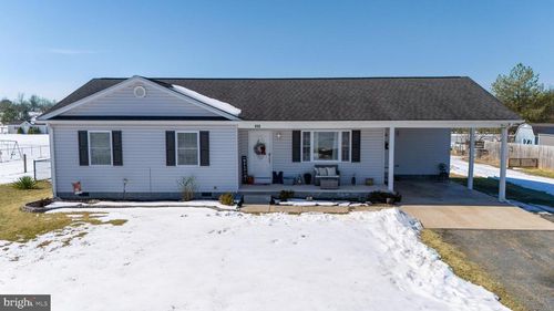 450 Creekside Dr, Luray, VA, 22835-5521 | Card Image