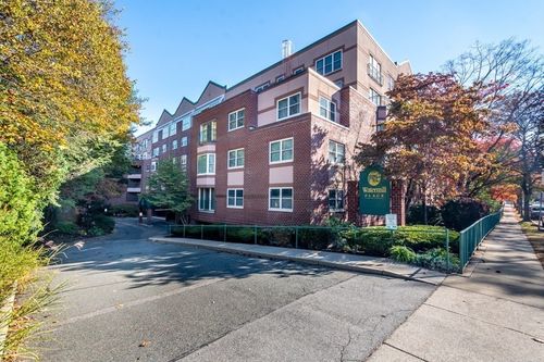 unit-308-1 Watermill Pl, Arlington, MA, 02476-4144 | Card Image