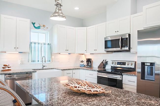 22310 Vista Del Mar, House other with 3 bedrooms, 2 bathrooms and null parking in Galveston TX | Image 18