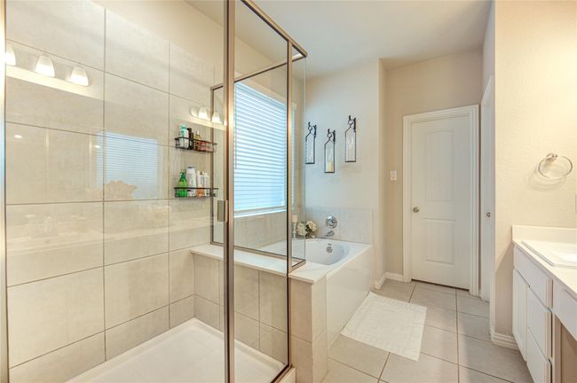 17715 White Lightning Way, House other with 3 bedrooms, 3 bathrooms and 2 parking in Spring TX | Image 15